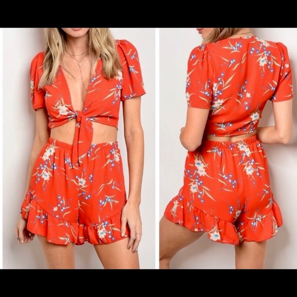🔥🔥🔥Red Orange floral two-piece crop short set - Picture 2 of 12
